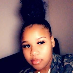 Meet your Posher, Amere